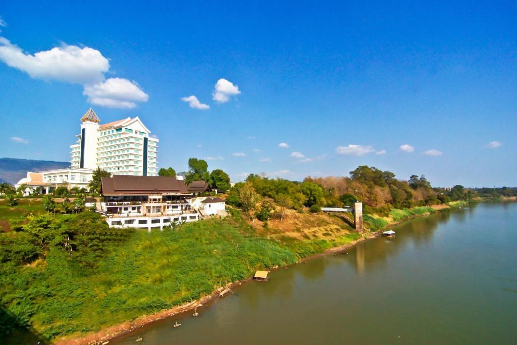 Champasak Grand Hotel Паксе Экстерьер фото